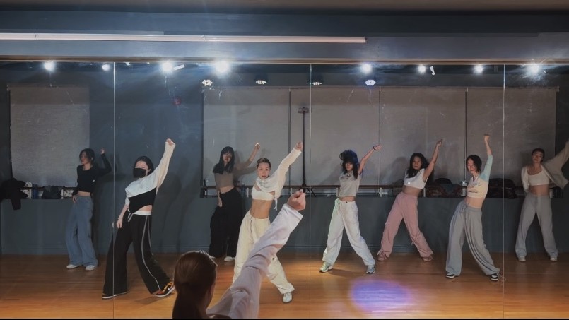 Adults Dance Classes jazz theme 3
