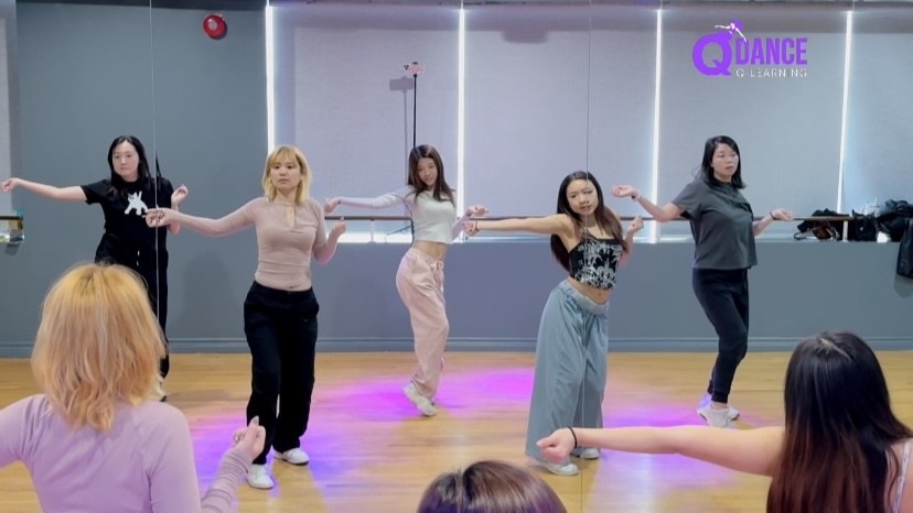 Adults Dance Classes kpop theme 2