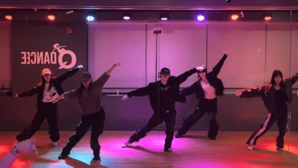 Adults Dance Classes kpop theme 6